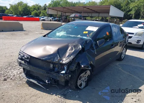 2017 Kia Forte Lx z USA, uszkodzony, nr VIN 3KPFL4A73HE063486